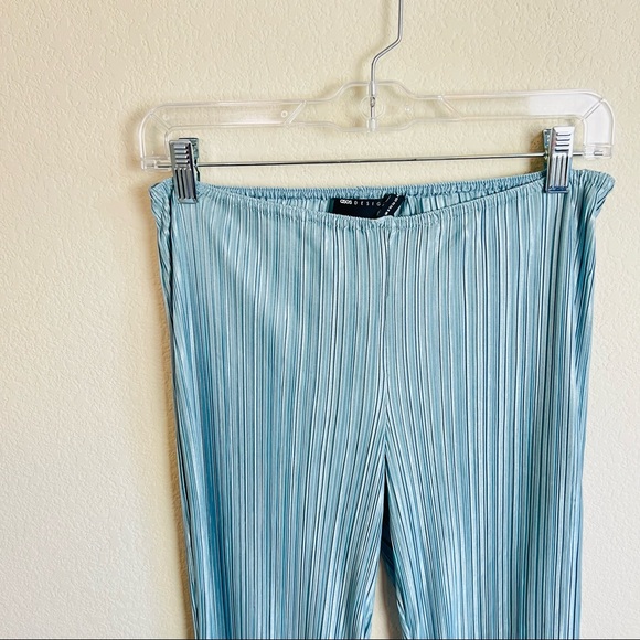 ASOS Light Baby Blue 90s Jersey Plisse Ribbed Suit Pants - Picture 4 of 7